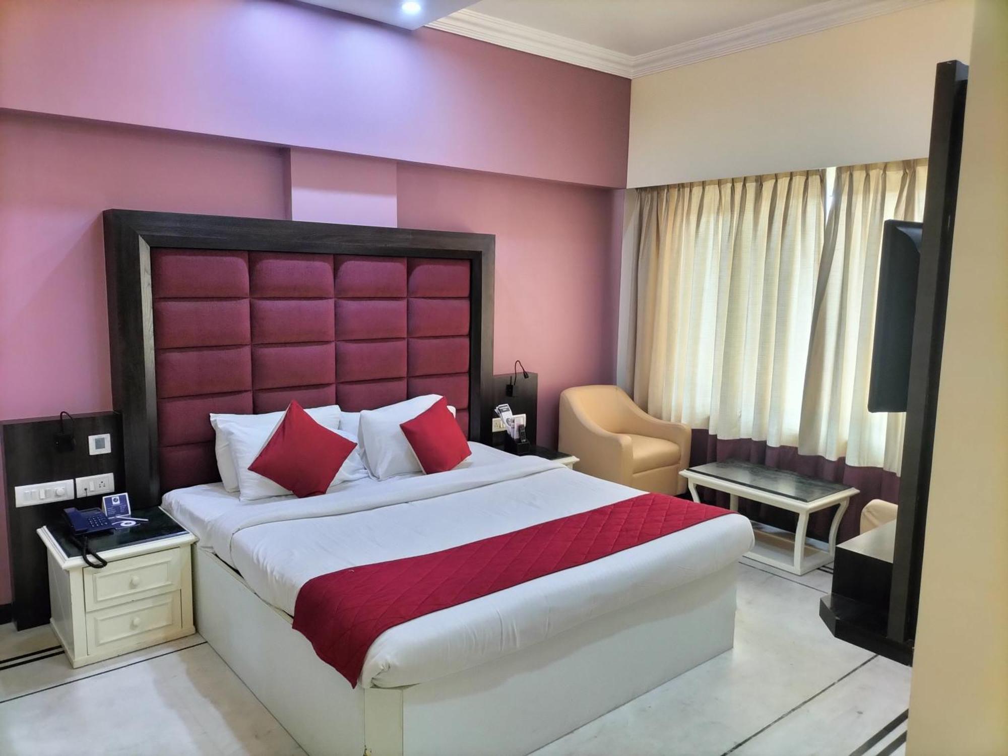 Zip By Spree Hotels Surabi International Vellore Exterior foto