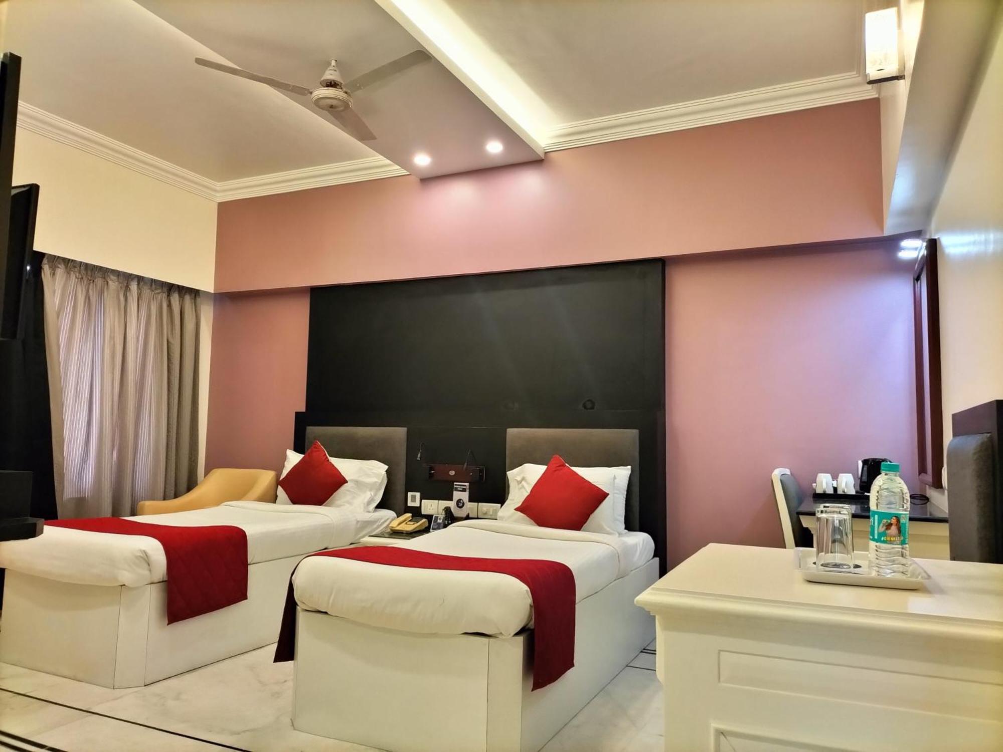 Zip By Spree Hotels Surabi International Vellore Exterior foto